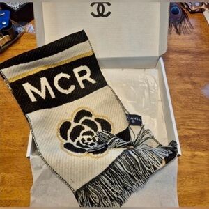 CHANEL MCR Black,White and Gold scarf GWP